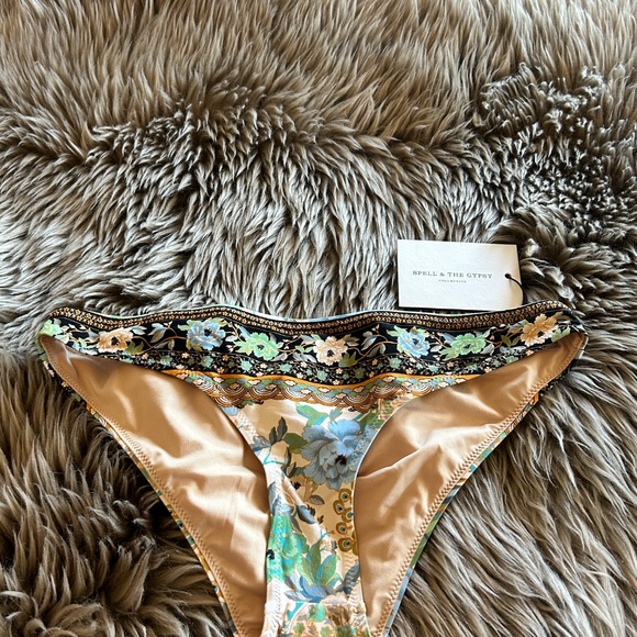 NWOT Spell And The Gypsy Collective Cheeky Bikini Bottom - Cloud Dancer - Sz S - Picture 7 of 11